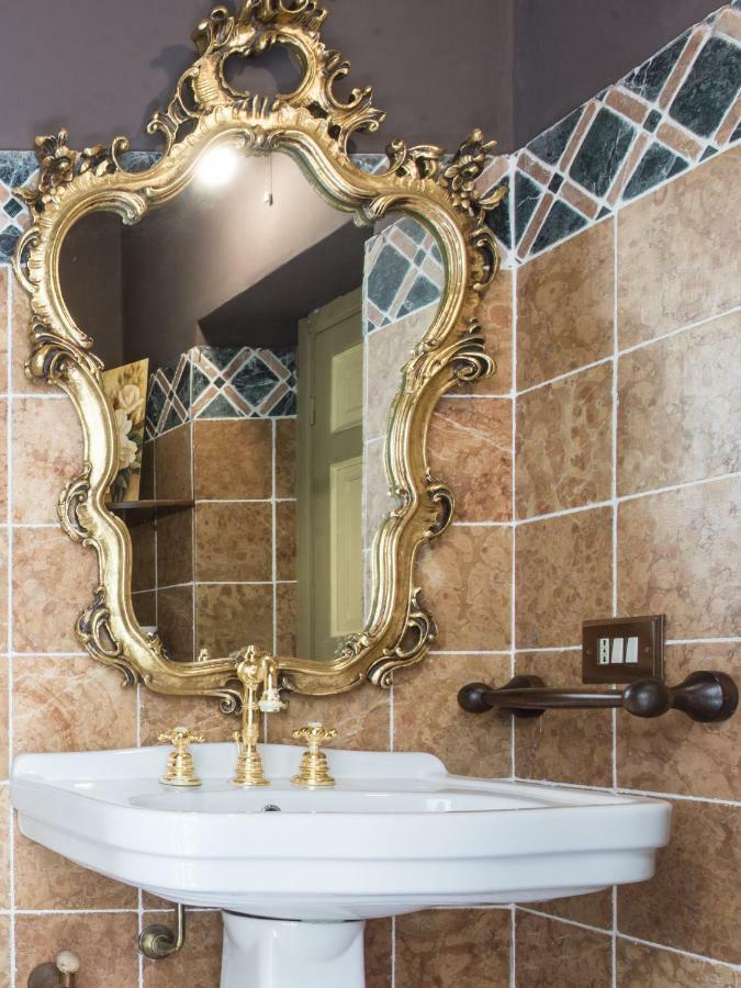 Suite Del Barone By Wonderful Italy Palermo Bagian luar foto